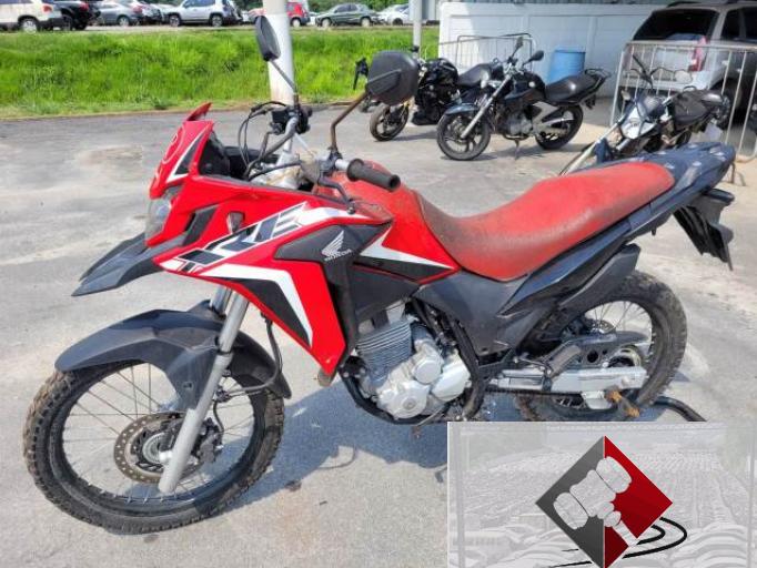 HONDA XRE 300 23/23