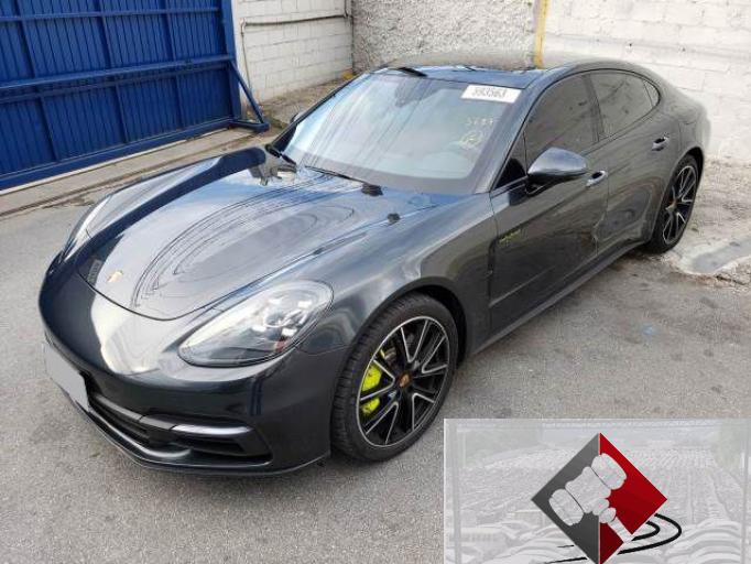 PORSCHE PANAMERA 18/18