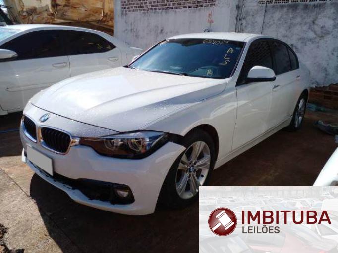 BMW 320i 18/18