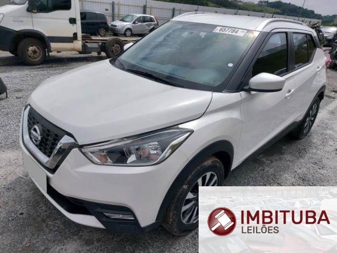 NISSAN KICKS 18/18